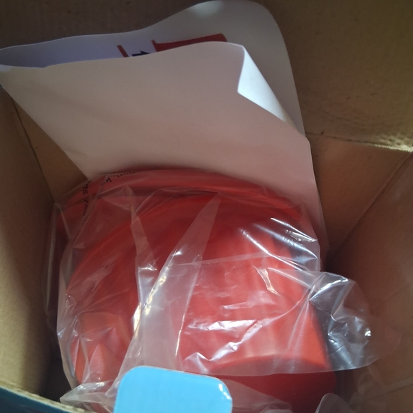 Colossal Cupcakes 3-Piece Baking Set - Multicolor - Picture 3 of 6